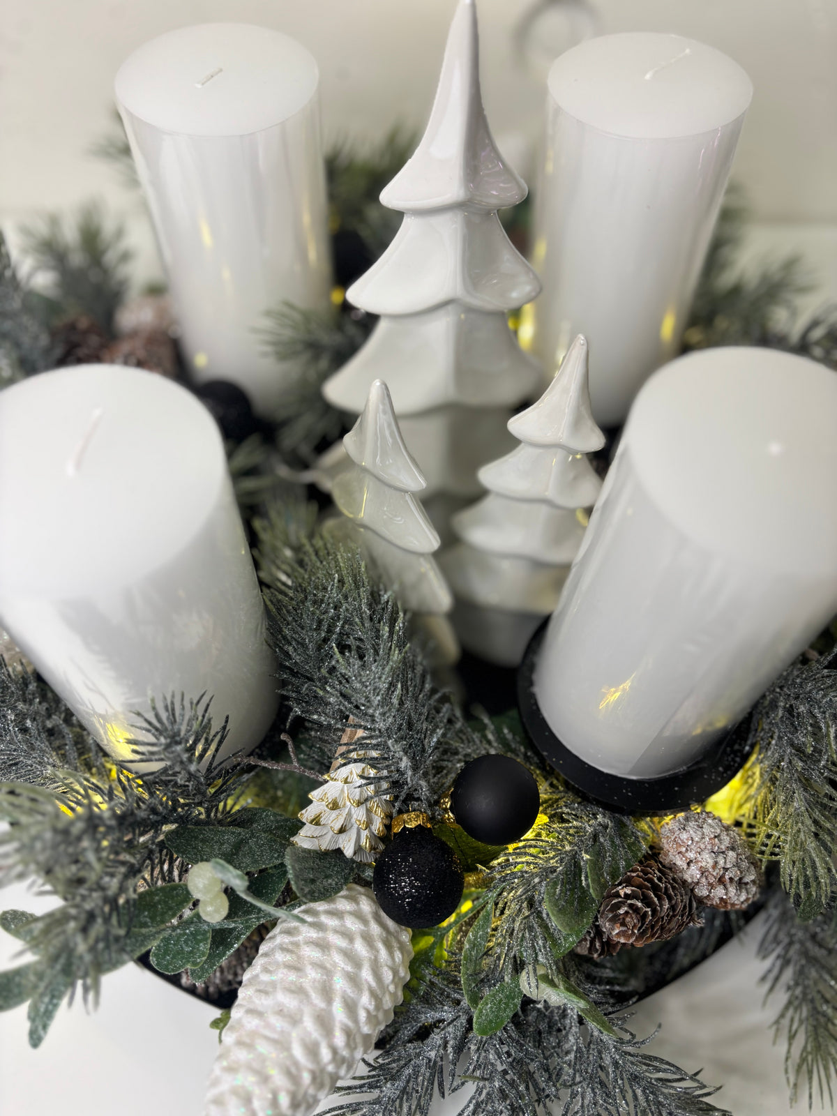 Adventskranz Weiss
